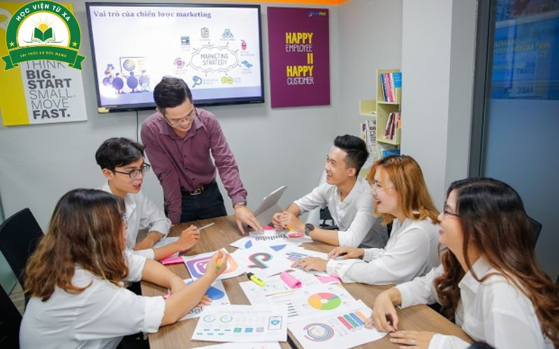 Nên học Trung cấp Marketing hệ 9+ hay không?