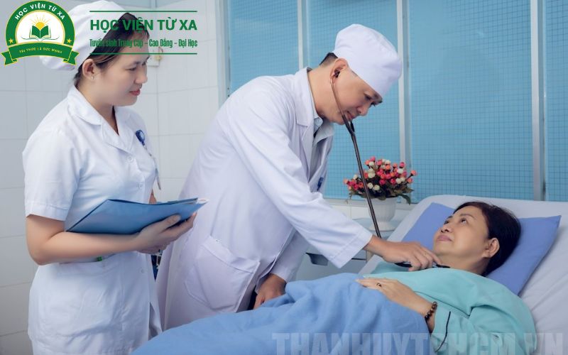 Mục tiêu đào tạo Cao đẳng Y sĩ đa khoa hệ trực tuyến