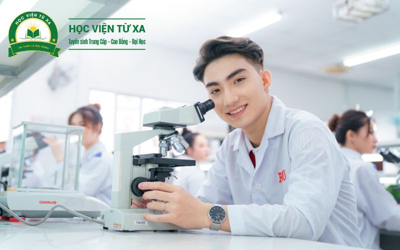 Lợi ích khi học ngành Y sĩ đa khoa