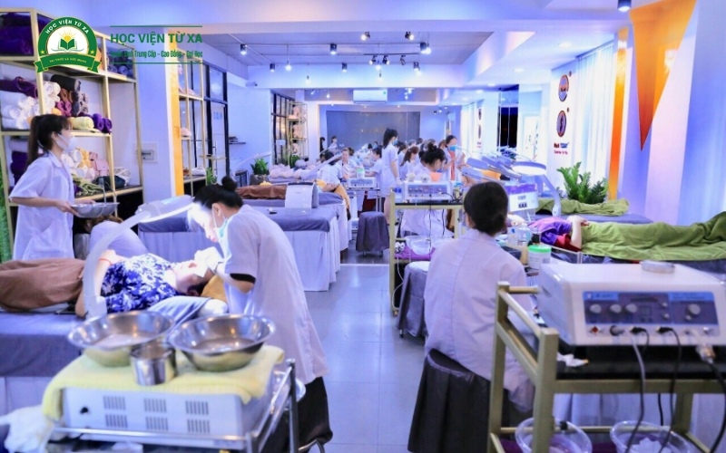 ngành chăm sóc sắc đẹp