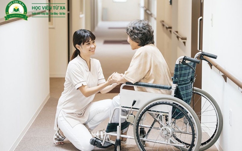 Việc làm sau khi ra trường Trung cấp Điều dưỡng chính quy