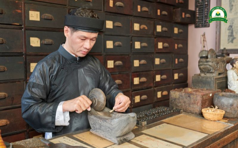 Mức học phí của Khóa học Trung cấp Y học cổ truyền chính quy
