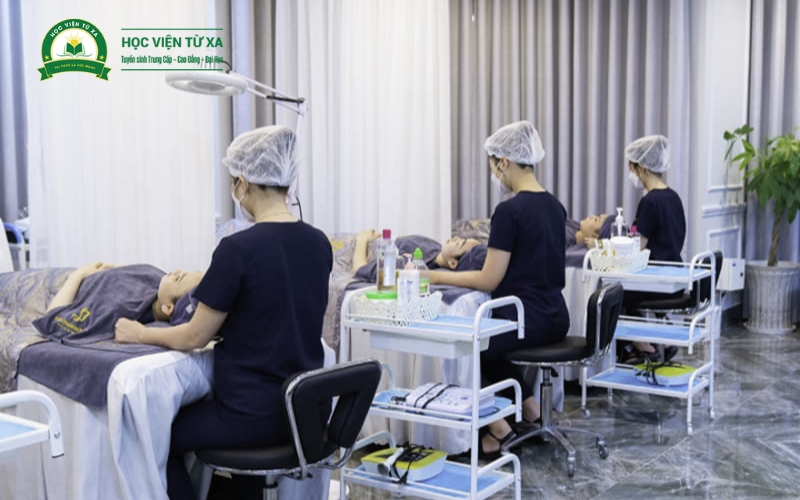 Mục tiêu đào tạo Trung cấp Chăm sóc sắc đẹp là gì?