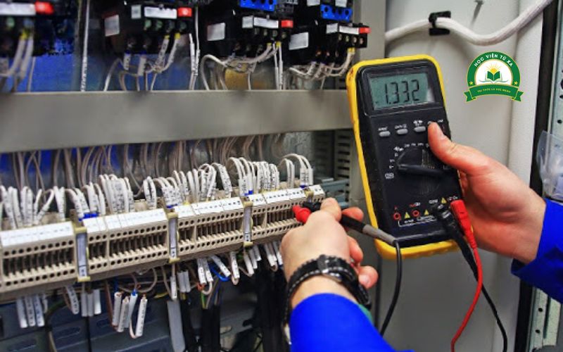 Học phí Cao đẳng Điện công nghiệp