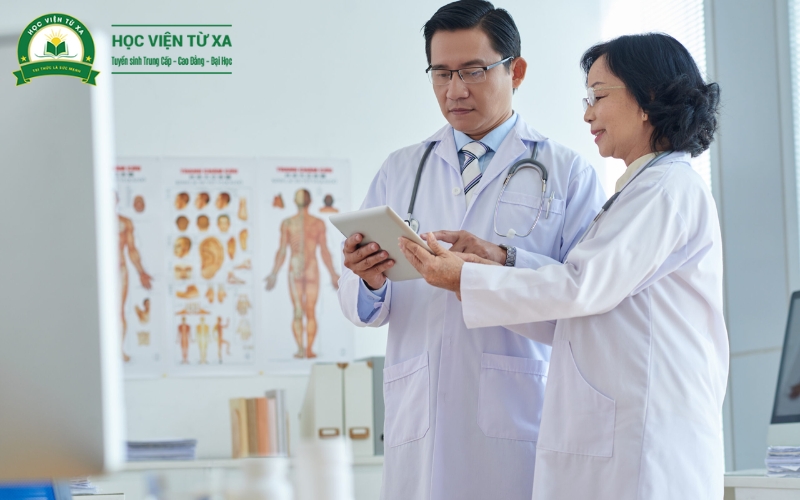 Mức lương ngành Y học cổ truyền tại Việt Nam