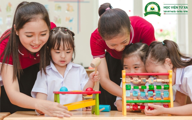 Thời gian học Cao đẳng Sư phạm mầm non vừa học vừa làm bao lâu?