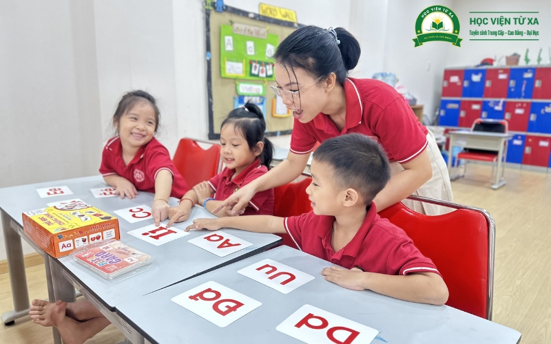 Tiêu chí chọn trường đào tạo Cao đẳng Sư phạm mầm non vừa học vừa làm