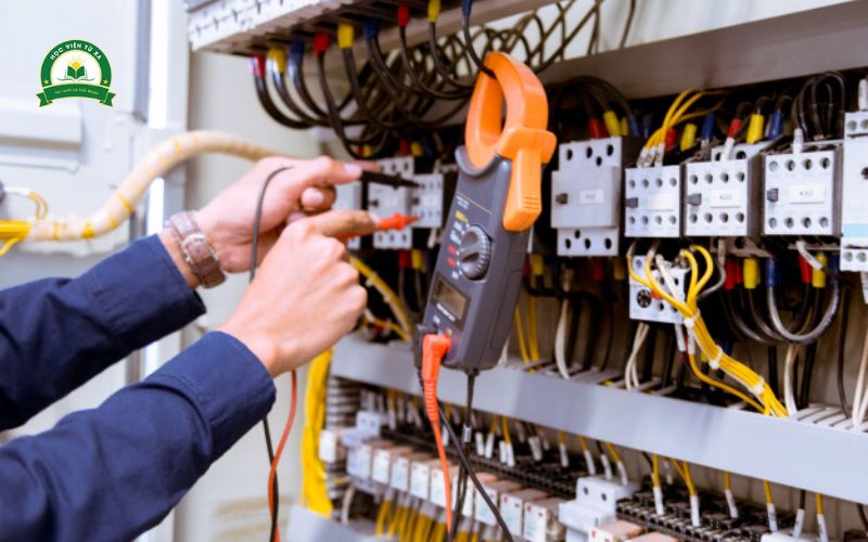 Vì sao nên học Cao đẳng Điện công nghiệp