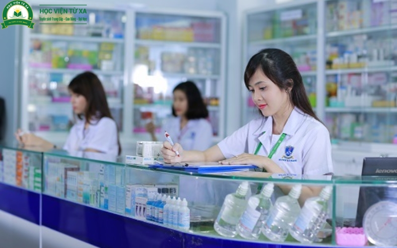 Chương trình học Trung cấp Dược trực tuyến