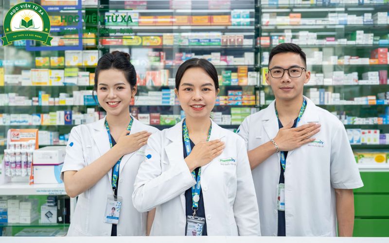 Học Trung cấp Dược có dễ xin việc không?