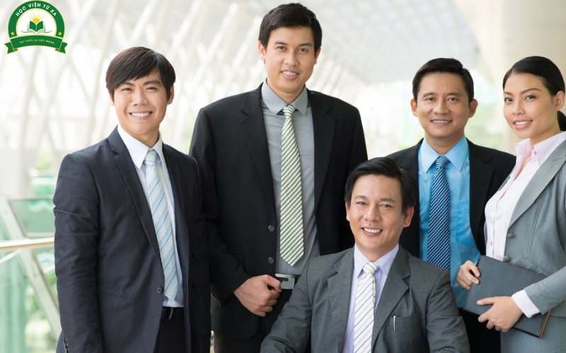 Học Cao đẳng Quản trị doanh nghiệp vừa và nhỏ ra trường làm công việc gì?