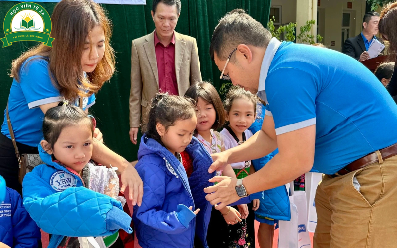 VÌ sao Cao đẳng Công tác xã hội Online được nhiều người quan tâm