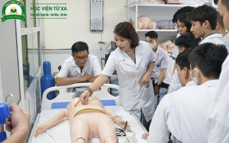 Học Trung cấp Điều ngành dưỡng Online uy tín 