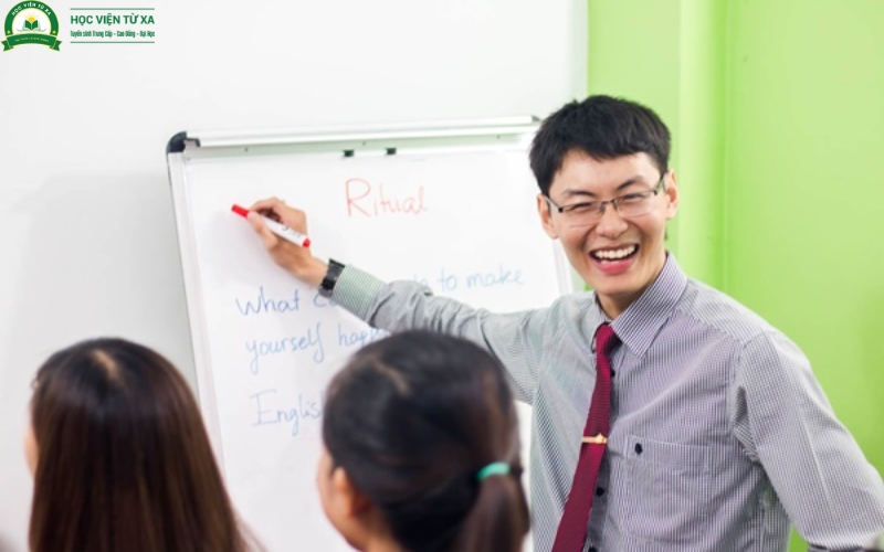 Sau khi ta trường Cao đẳng Tiếng Anh Trực tuyến có thể làm những công việc gì?