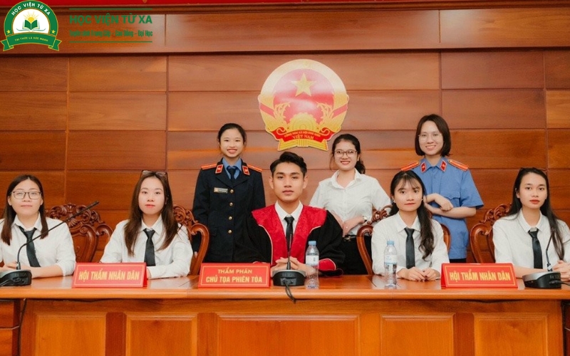 Học ở đâu để được cấp bằng Trung cấp Pháp luật chính quy