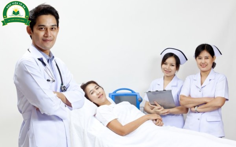 Vì sao người lại thích học Trung cấp Y sĩ đa khoa?