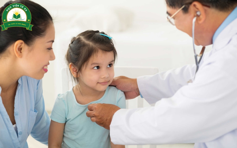 Thời gian học Cao đẳng Y sĩ đa khoa lên Bác sĩ mất bao lâu?