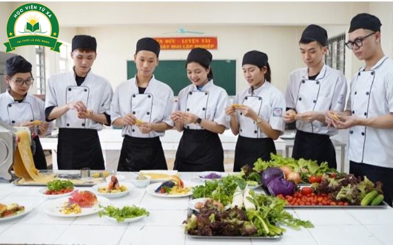 Các trường đào tạo Liên thông ngành Kỹ thuật chế biến món ăn tại TPHCM