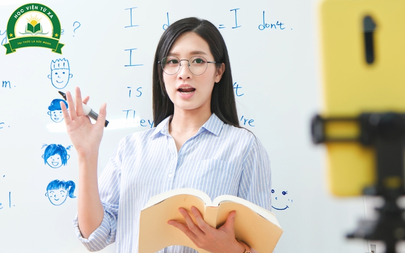 Tố chất cần có để học Trung cấp ngành Tiếng Anh online