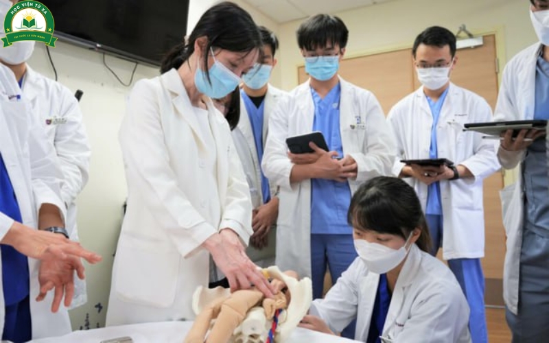 Top các trường liên thông Y sĩ lên Bác sĩ đa khoa uy tín hiện nay