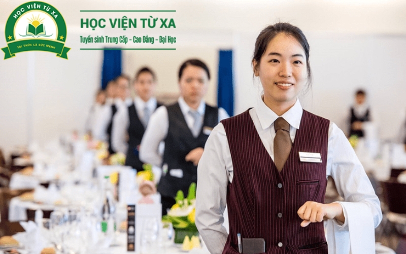 Muốn tăng lương trong ngành Quản trị khách sạn cần làm gì?
