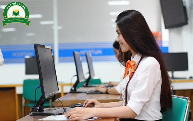 Học Liên thông Cao đẳng Kế toán hệ Từ xa ra trường có dễ xin việc không?