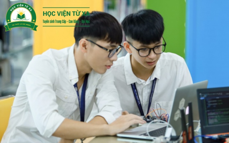 Ngành Công nghệ thông tin học Từ xa là gì?