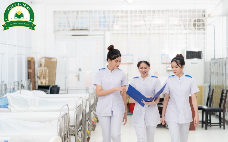 Tại sao nhiều người chọn Liên thông Cao đẳng Điều dưỡng hệ Từ xa?