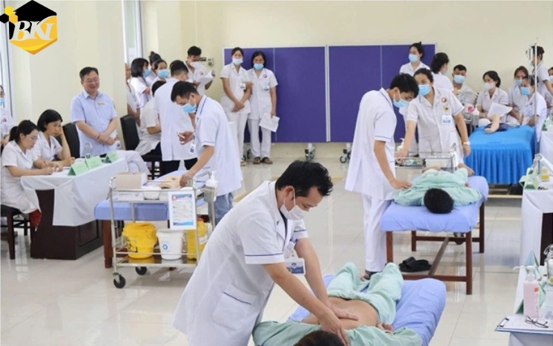 Học Trung cấp Y học cổ truyền học cuối tuần có gì khác biệt?