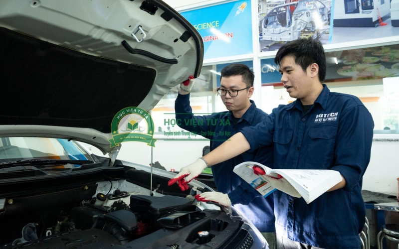Học ngành Công nghệ ô tô học cuối tuần có ảnh hưởng đến chất lượng đào tạo không?