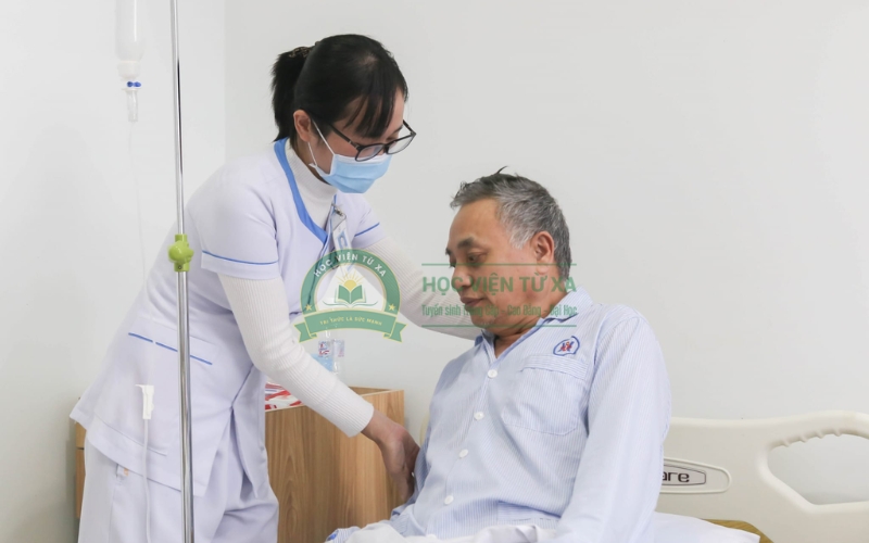 Học Trung cấp Điều dưỡng có được liên thông lên Cao đẳng không?