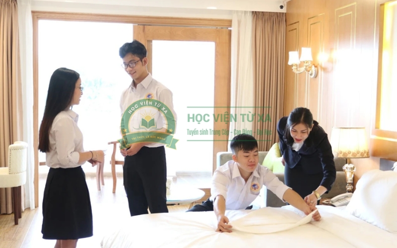 Trường Cao đẳng Quản trị khách sạn đào tạo uy tín tại TPHCM