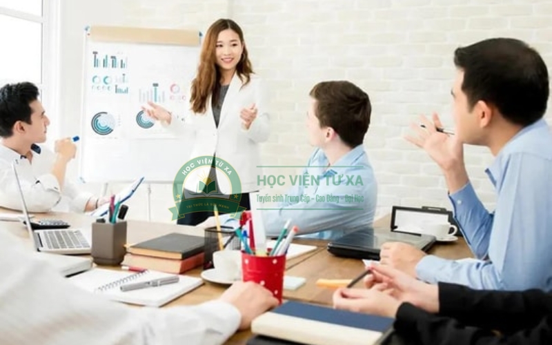 Việc làm sau khi học Quản trị doanh nghiệp vừa và nhỏ